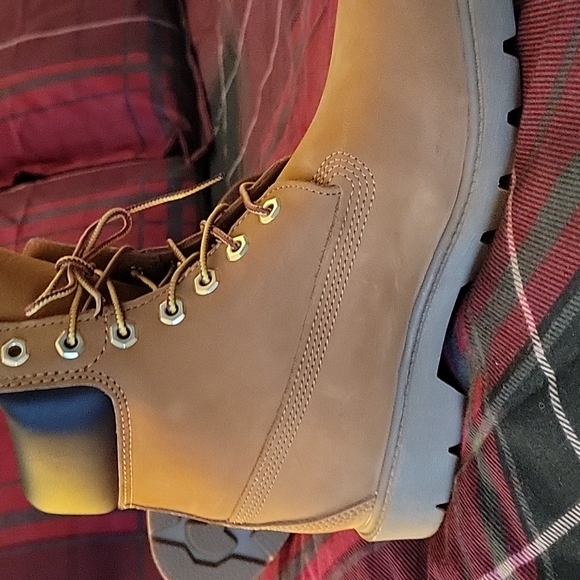 Timberland Boots EUC - Picture 8 of 8